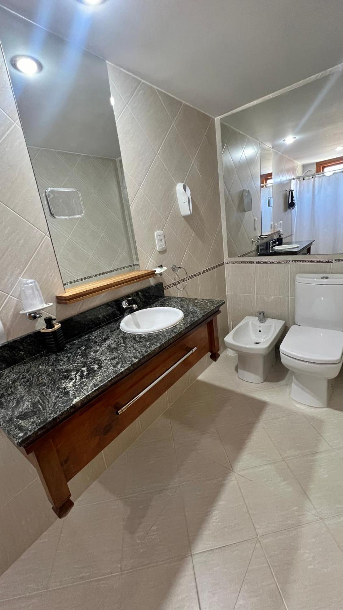 Hotel Y Cabanas Casa De Piedra Trevelín 外观 照片